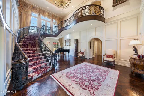 $9,995,000 | 240 West Stafford Road, Thousand Oaks, CA 91361