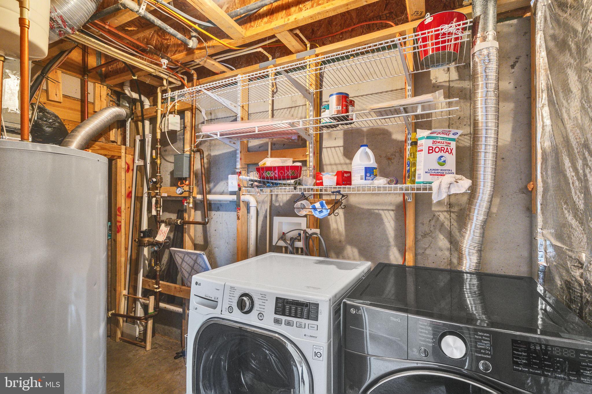 25501 Joy Lane Damascus, MD 20872 - Photo 7 of 35 a utility room with dryer and washer