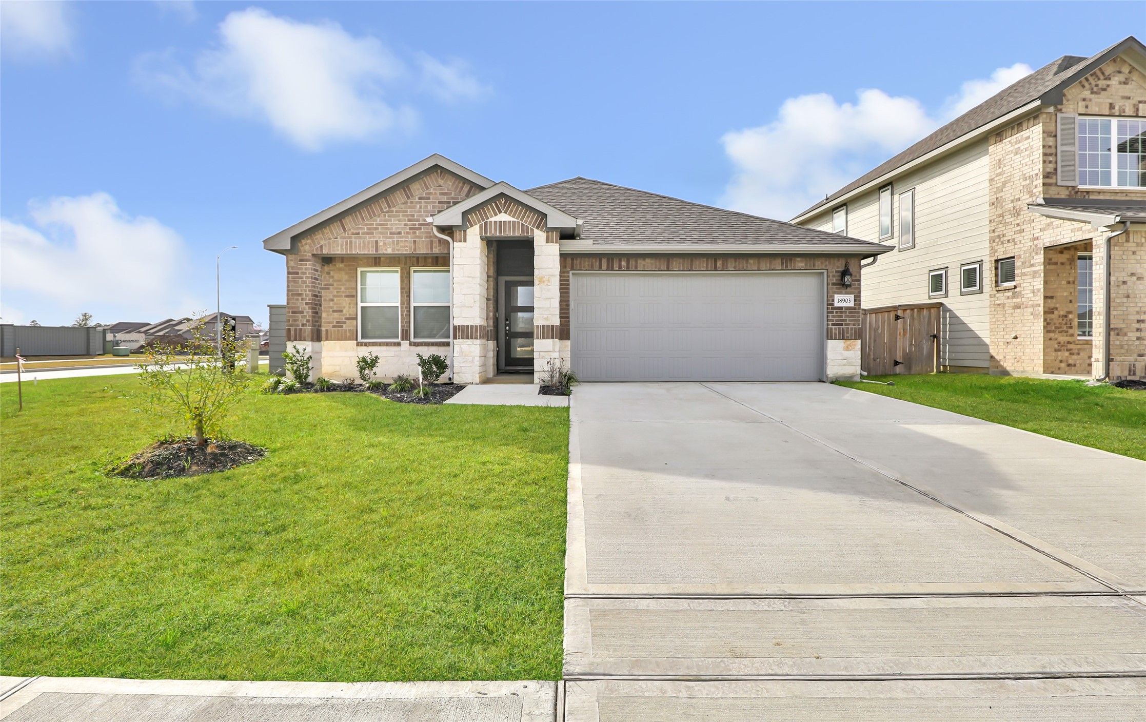18903 Austin Ridge Drive Crosby, TX 77532 - Photo 1 of 27 Gallery Image 1