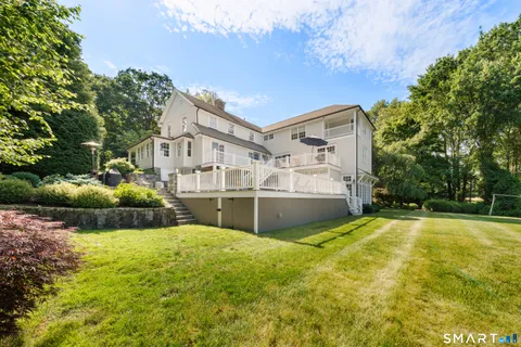$1,995,000 | 2444 Bronson Road, Fairfield, CT 06824