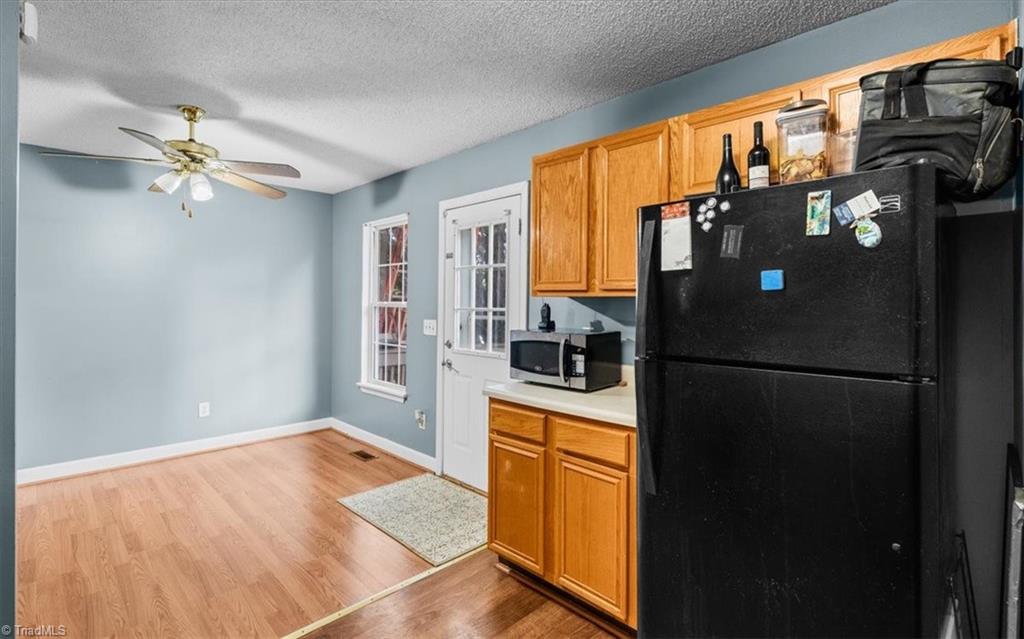 624 Paramount Street High Point, NC 27260 - Photo 8 of 30 Gallery Image 8