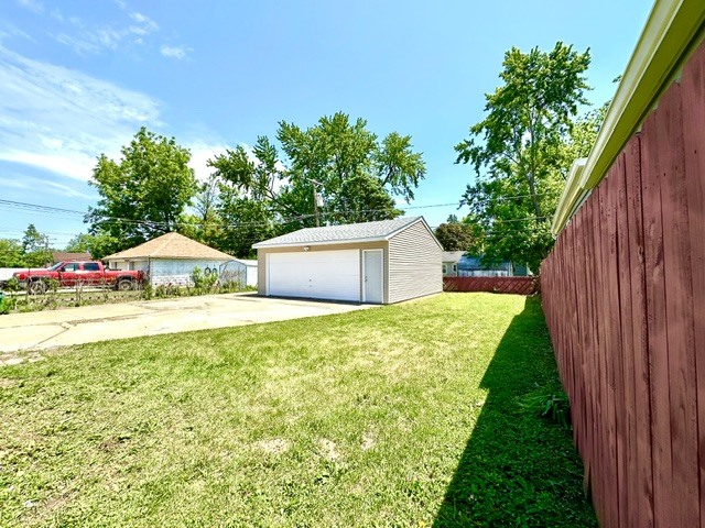 513 Cookane Avenue Elgin, IL 60120 - Photo 24 of 26 a view of outdoor space and yard