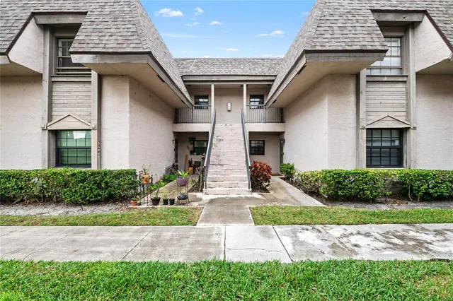 $285,000 | 3574 Northwest 95th Terrace, Unit 8Q, Fort Lauderdale, FL 33351