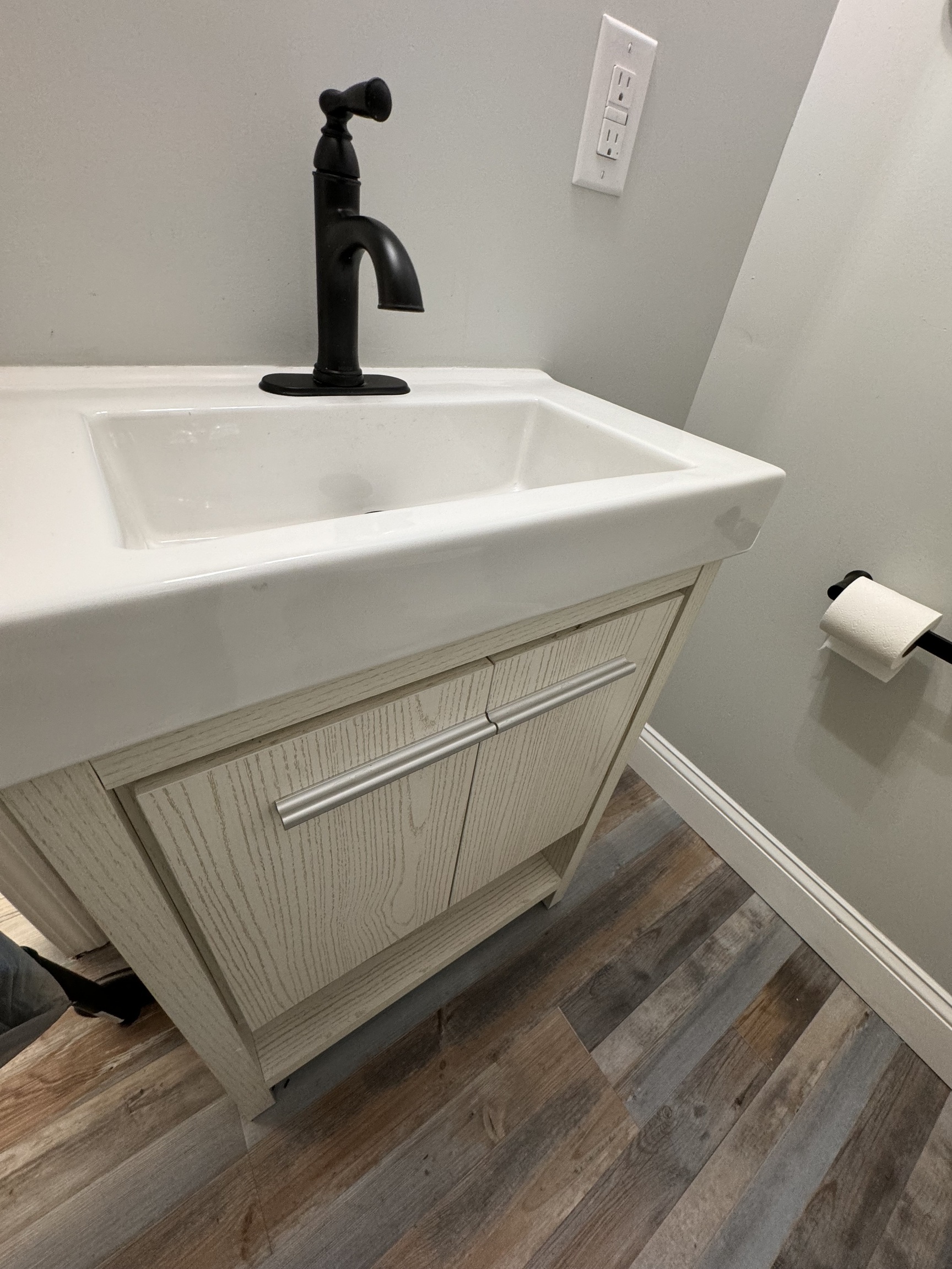 1630 Union Street Columbus, IN 47201 - Photo 23 of 32