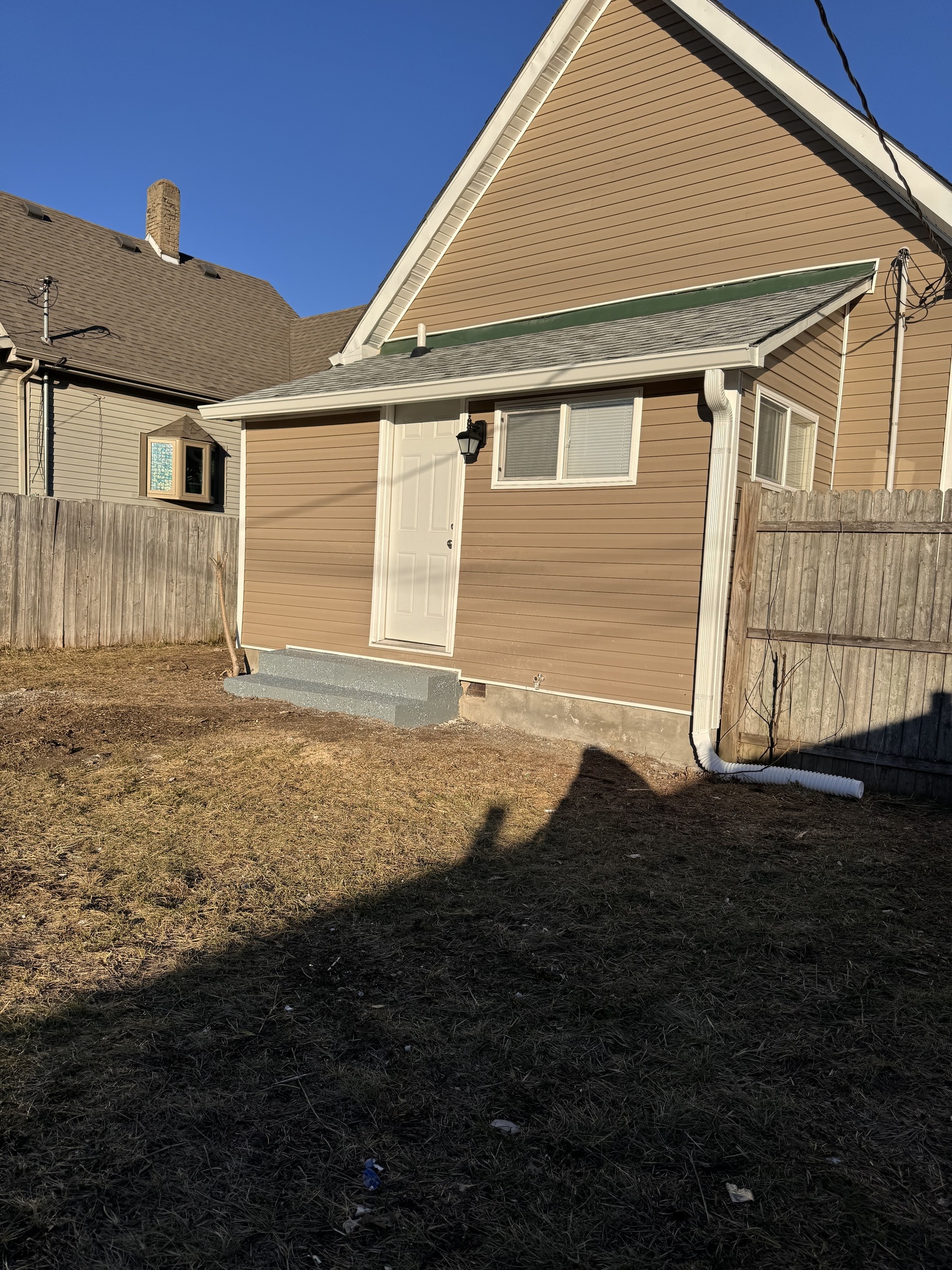 1630 Union Street Columbus, IN 47201 - Photo 3 of 32