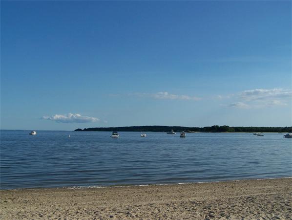 187 Swifts Beach Road Wareham, MA 02571 - Photo 4 of 20