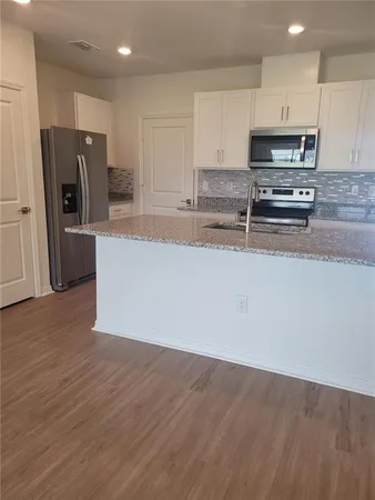 $2,095 | Undisclosed Address, Davenport, FL 33897