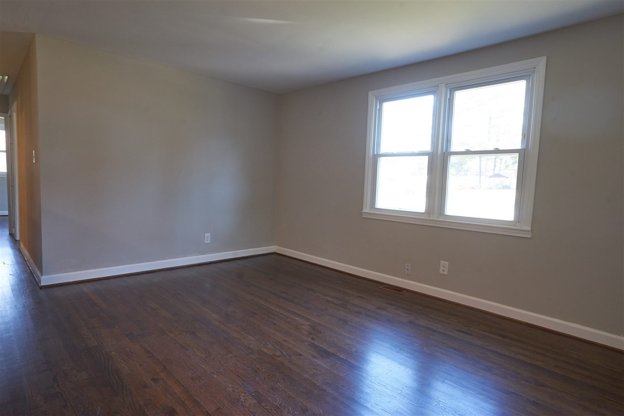 3201 Apache Drive Raleigh, NC 27609 - Photo 5 of 30 Living Room