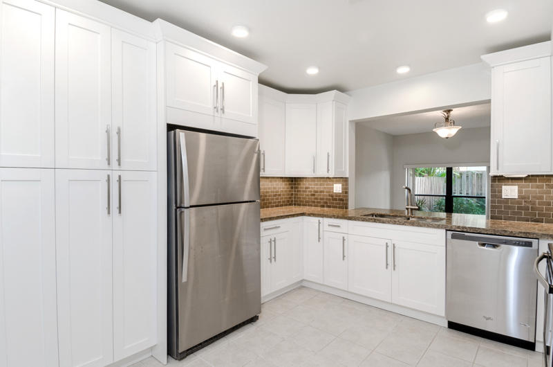 363 West Camino Real, Unit 4 Boca Raton, FL 33432 - Photo 7 of 37 363 W Camino Real #4 - 04