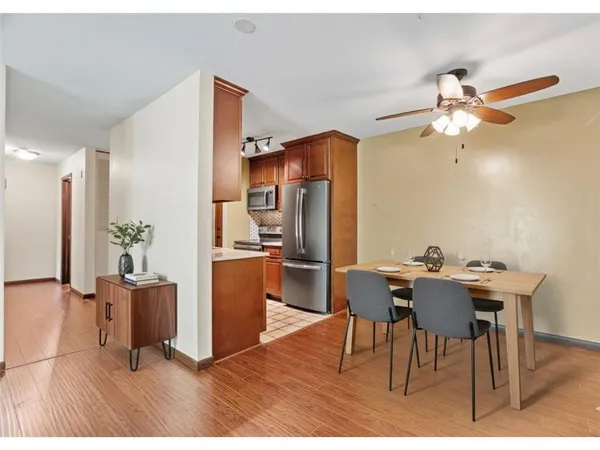 $142,000 | 2801 Flag Avenue North, Unit 314, New Hope, MN 55427