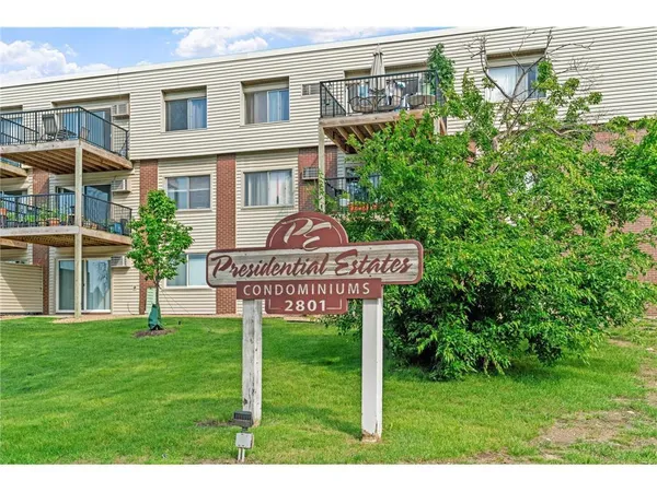 $142,000 | 2801 Flag Avenue North, Unit 314, New Hope, MN 55427