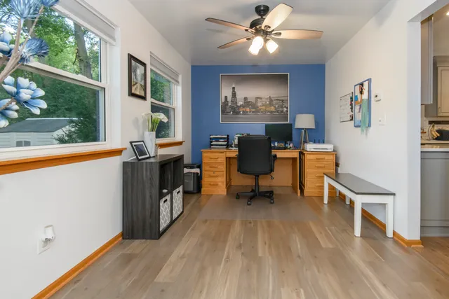 $525,000 | S75W32101 Paul Lane, Mukwonago, WI 53149