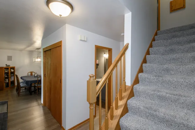 $525,000 | S75W32101 Paul Lane, Mukwonago, WI 53149