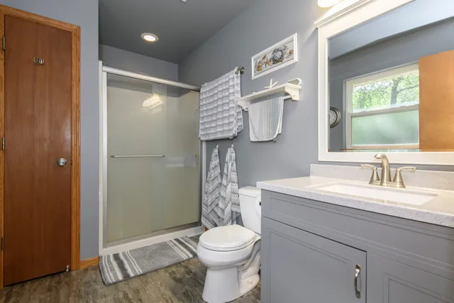 $525,000 | S75W32101 Paul Lane, Mukwonago, WI 53149