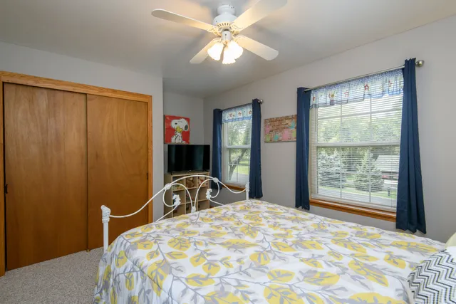 $525,000 | S75W32101 Paul Lane, Mukwonago, WI 53149