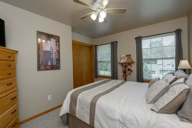 $525,000 | S75W32101 Paul Lane, Mukwonago, WI 53149