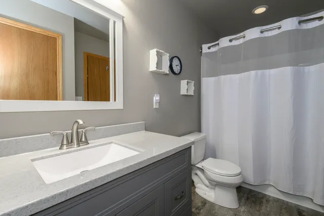 $525,000 | S75W32101 Paul Lane, Mukwonago, WI 53149