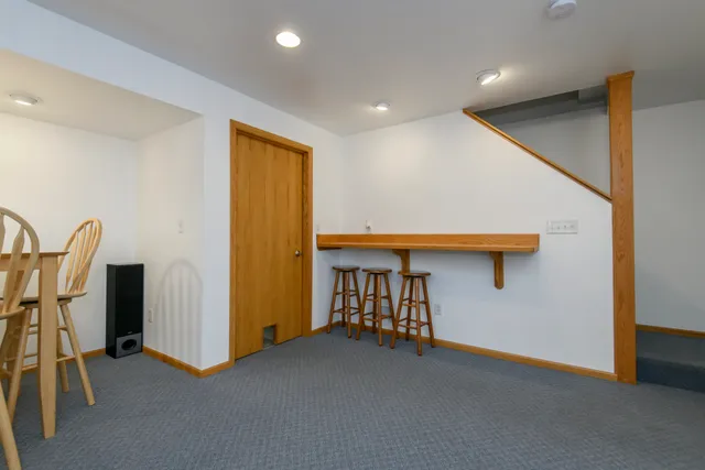 $525,000 | S75W32101 Paul Lane, Mukwonago, WI 53149