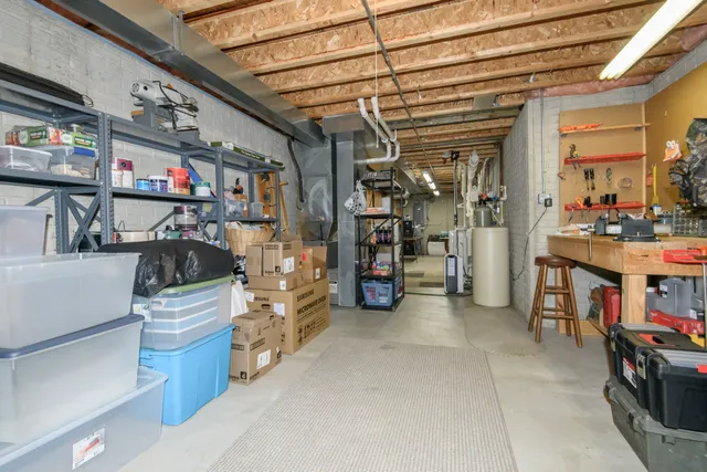 $525,000 | S75W32101 Paul Lane, Mukwonago, WI 53149