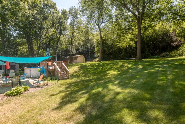 $525,000 | S75W32101 Paul Lane, Mukwonago, WI 53149