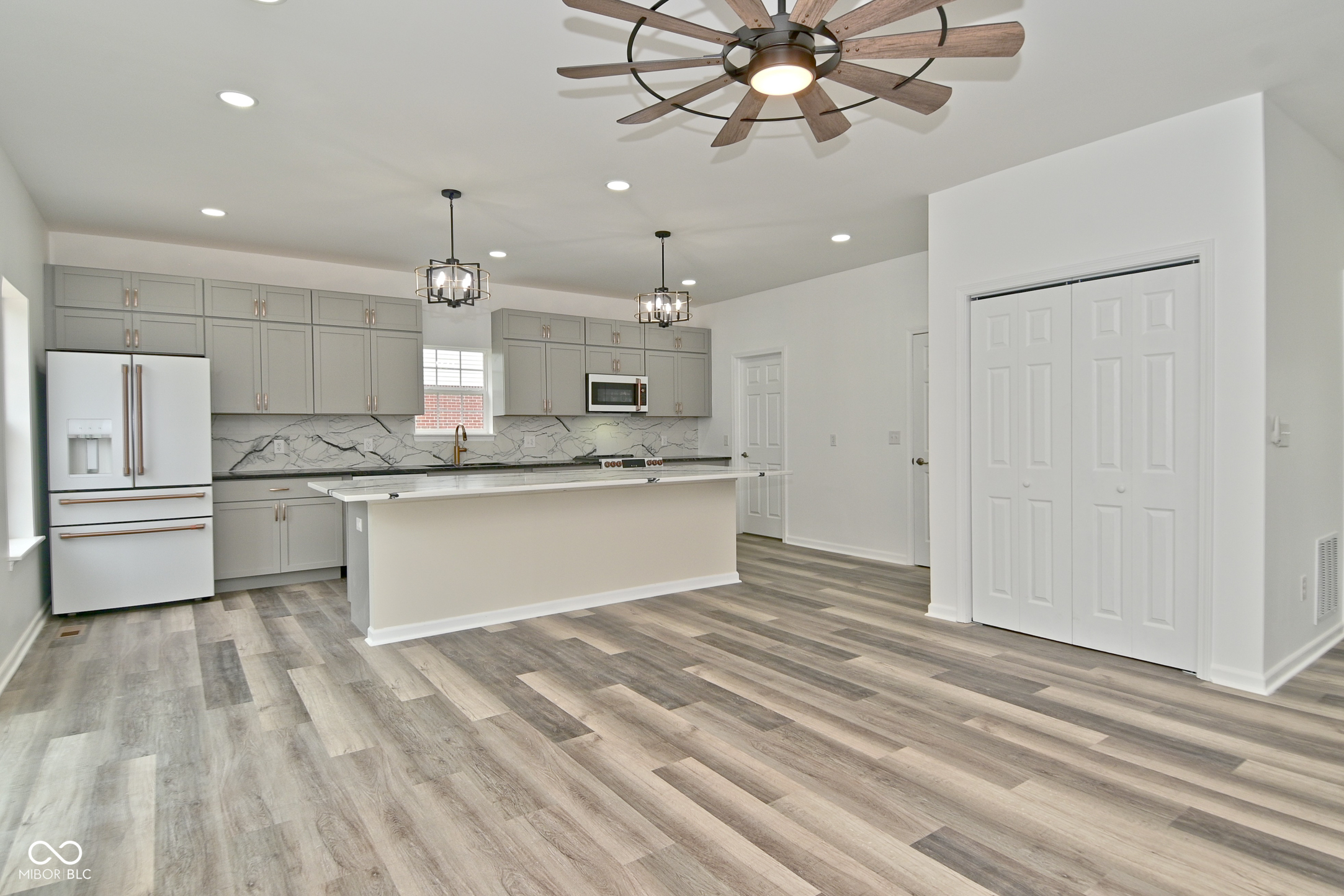 525 Schmitt Road Indianapolis, IN 46239 - Photo 13 of 67