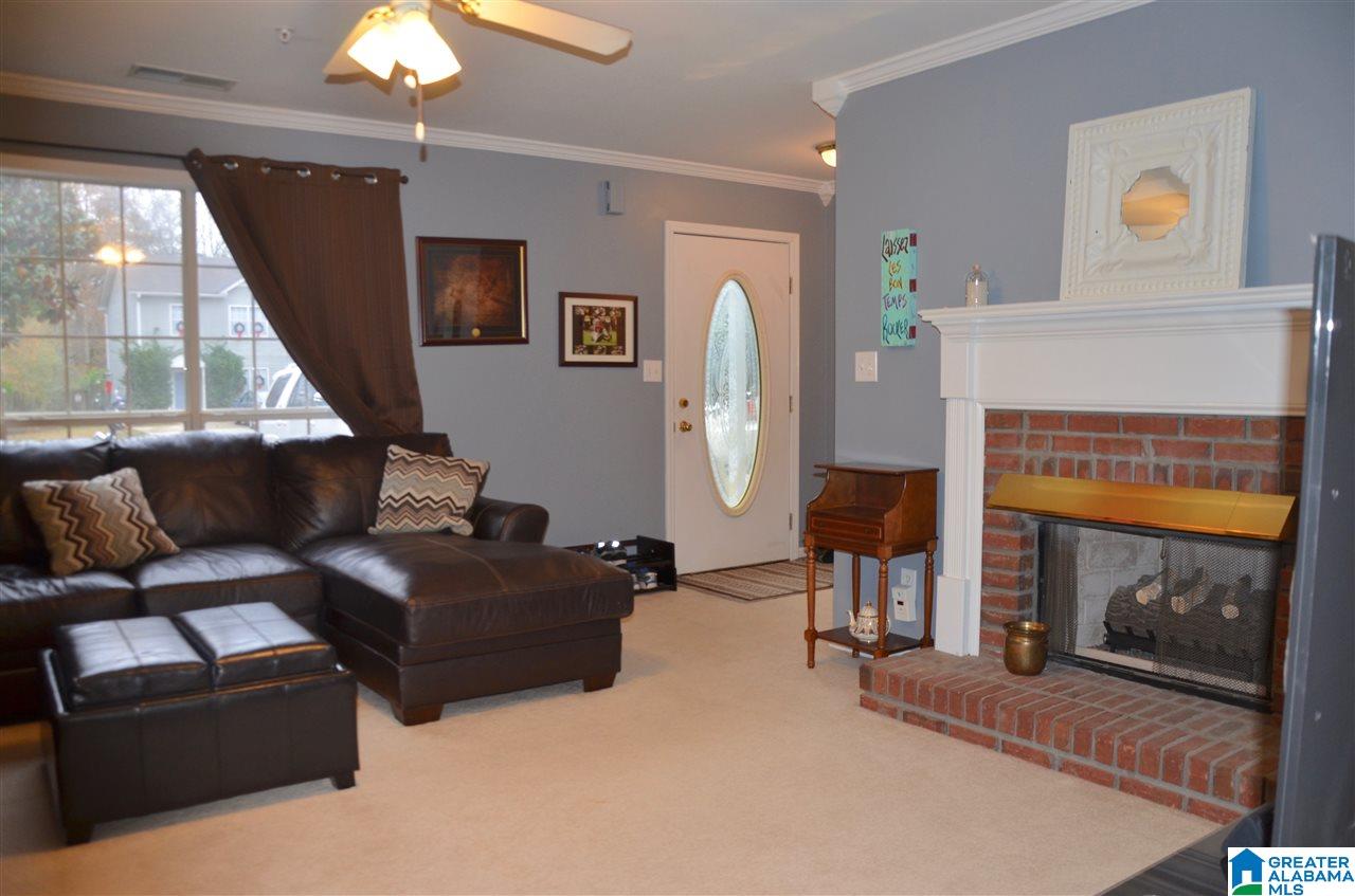 241 Willow Point Circle Alabaster, AL 35007 - Photo 3 of 18