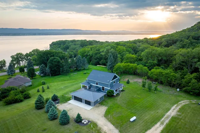 $850,000 | W12420 Highway 35, Stockholm, WI 54769