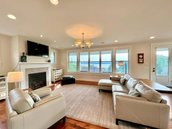 $825,000 | W12420 Highway 35, Stockholm, WI 54769