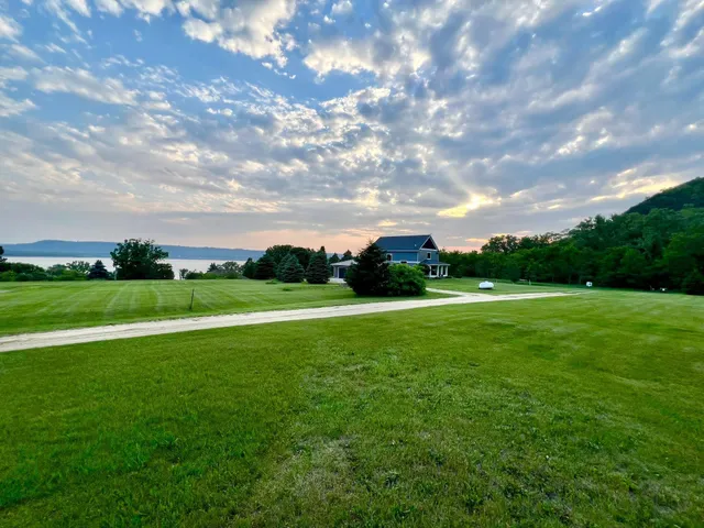 $850,000 | W12420 Highway 35, Stockholm, WI 54769