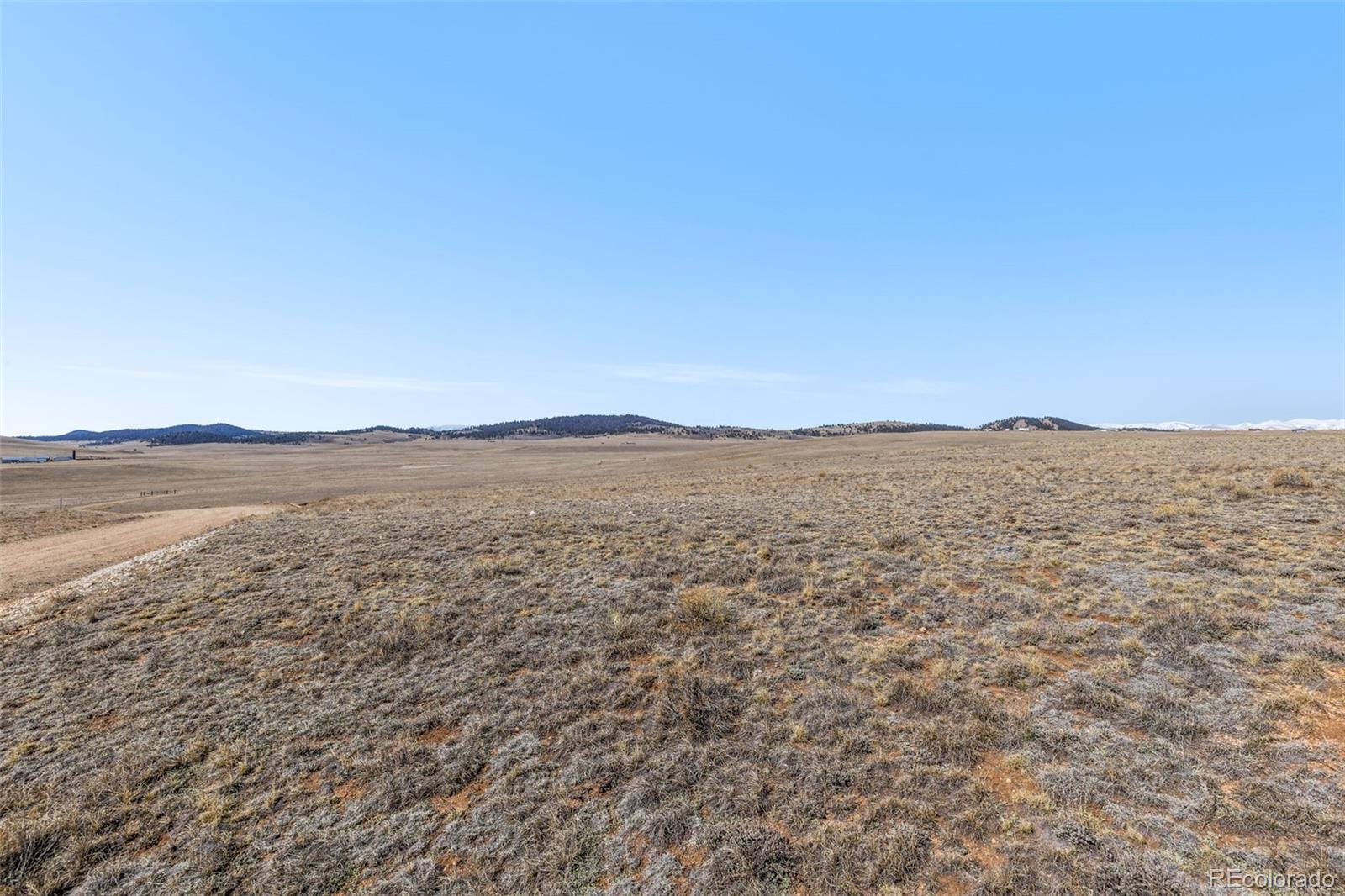 3179 Rhyolite Drive Como, CO 80432 - Photo 18 of 28 a view of an ocean