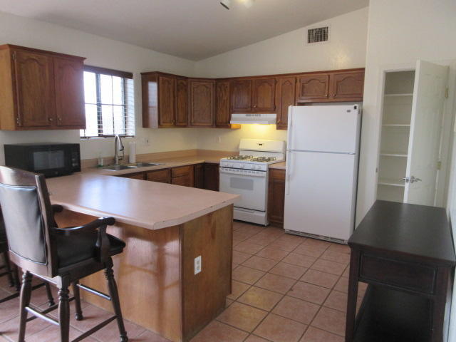 673 Daisy Lane Rio Rico, AZ 85648 - Photo 3 of 21