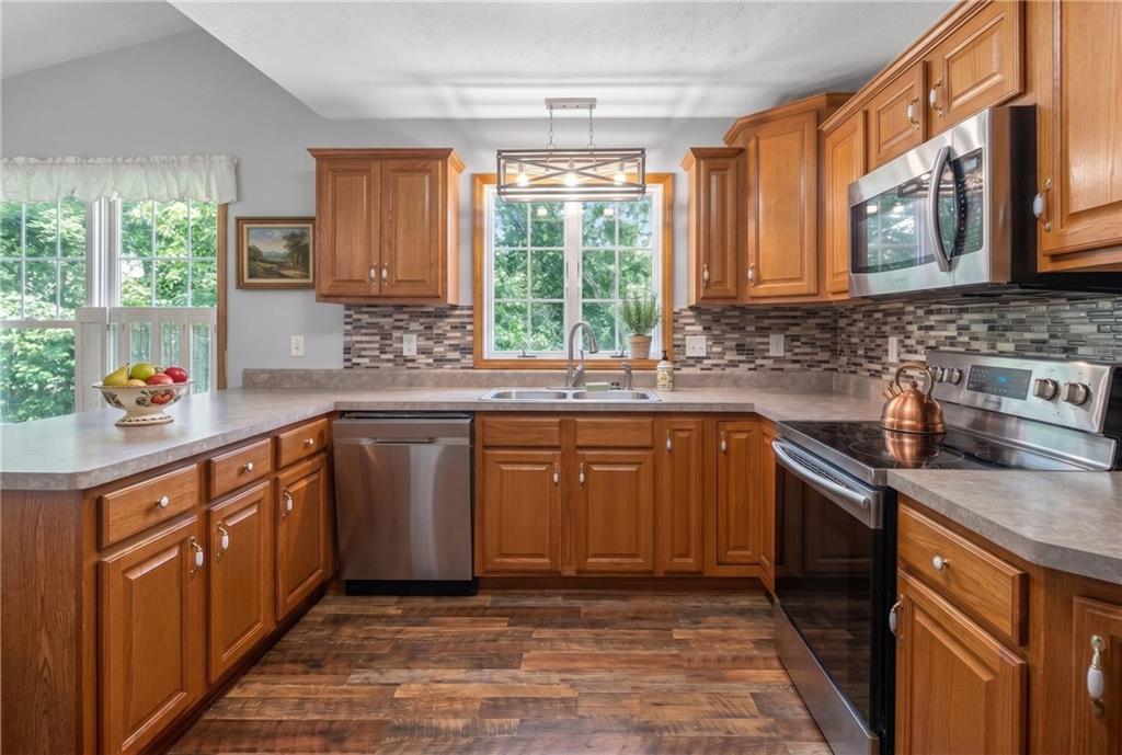 110 Chrie Lane Butler, PA 16001 - Photo 5 of 29