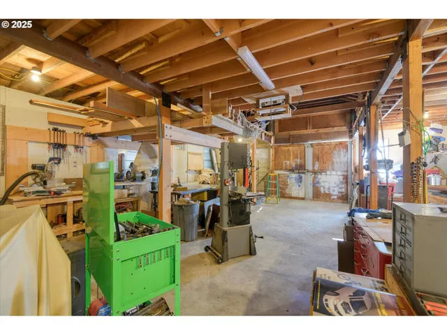 a picture of floor plan