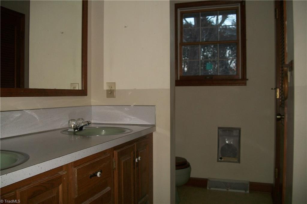 1731 Yadkin Valley Road Advance, NC 27006 - Photo 14 of 29 Gallery Image 14