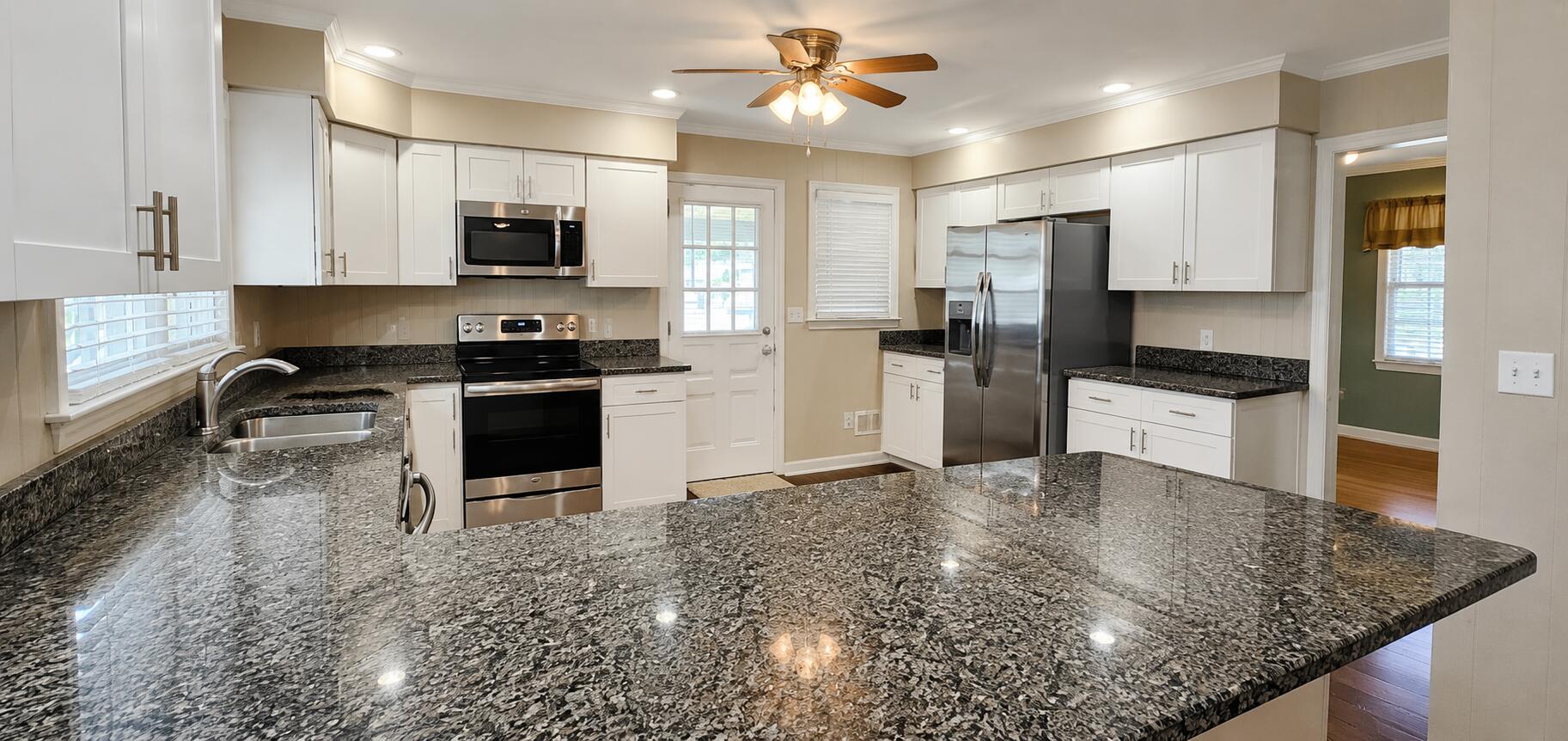 404 Darlington Street Manning, SC 29102 - Photo 8 of 18
