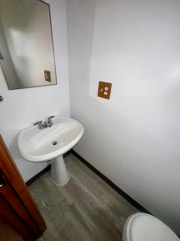 $29,000 | 210 Sugarbush Lane, Belleville, MI 48111