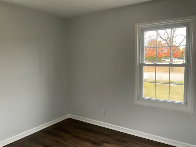 $1,250 | 602 North Stony Run Lane, Fort Wayne, IN 46825