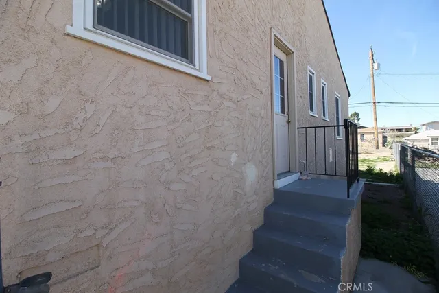 $269,800 | 716 South 2nd Avenue, Barstow, CA 92311