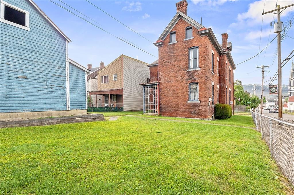918 1st Street McKees Rocks, PA 15136 - Photo 18 of 20