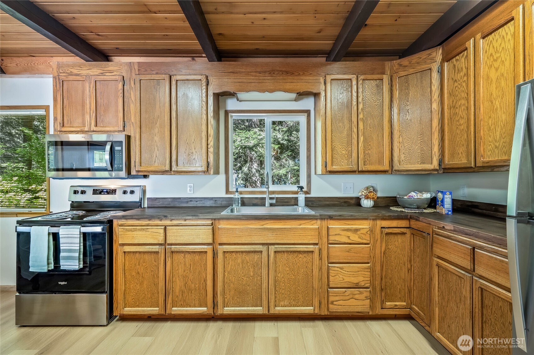 18635 Rieche Road Leavenworth, WA 98826 - Photo 4 of 34 Gallery Image 4