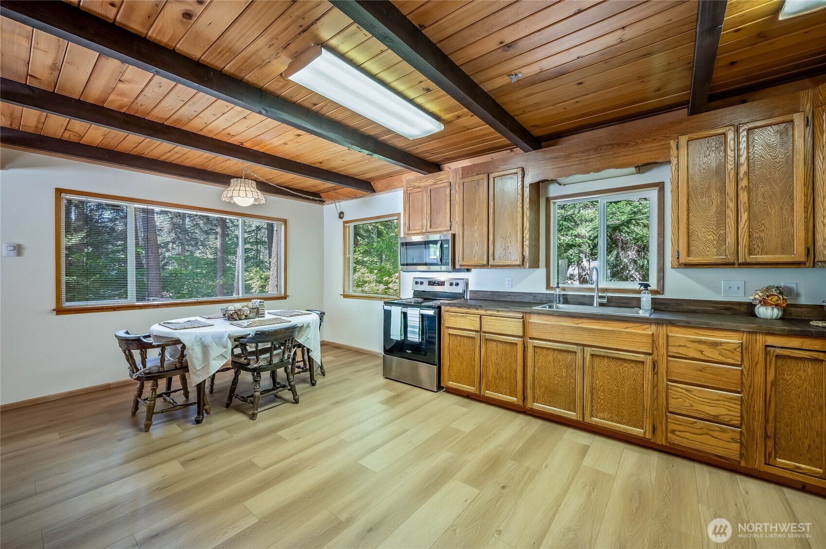 18635 Rieche Road Leavenworth, WA 98826 - Photo 5 of 34 Gallery Image 5