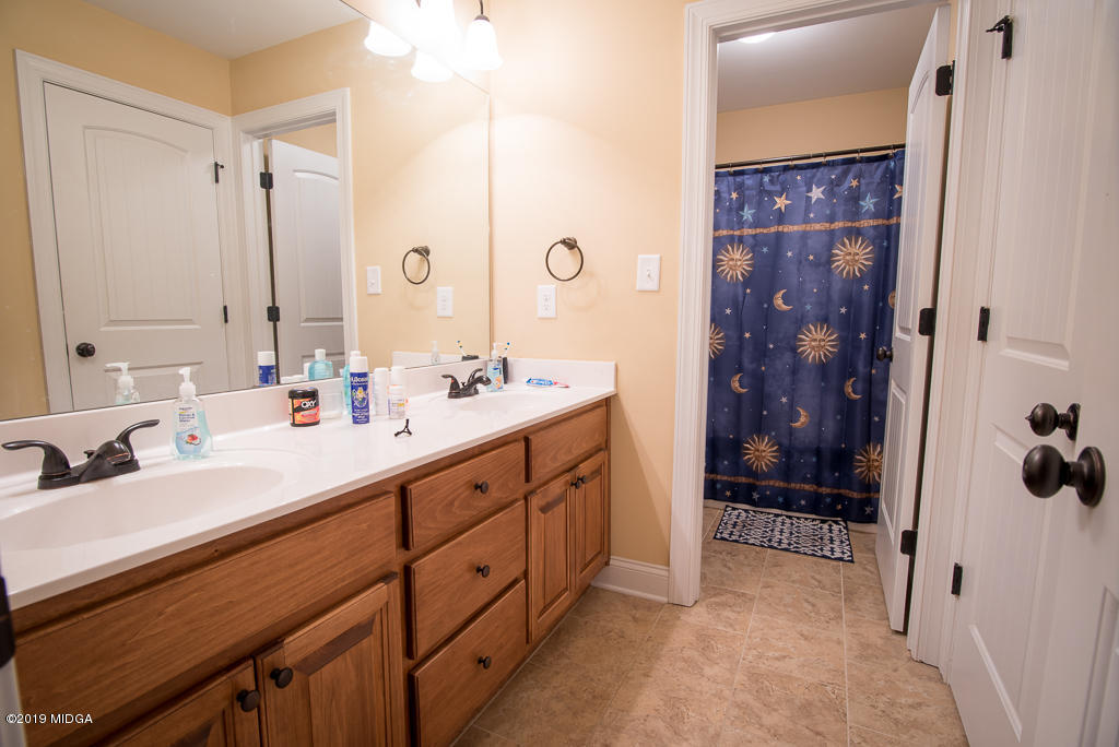 13 Claire Road Forsyth, GA 31029 - Photo 27 of 36 13 Claire Rd Forsyth-34