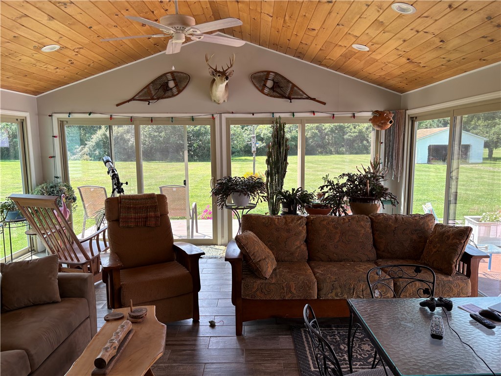 453 Palmer Road Riga, NY 14428 - Photo 31 of 48 Gallery Image 31