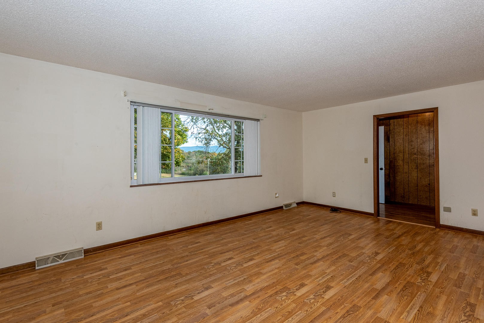 5408 Hutton Ridge Road Maryville, TN 37801 - Photo 12 of 38 Gallery Image 12