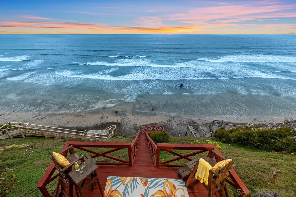 1366 Neptune Avenue Encinitas, CA 92024 - Photo 6 of 48 a view of outdoor space and ocean view