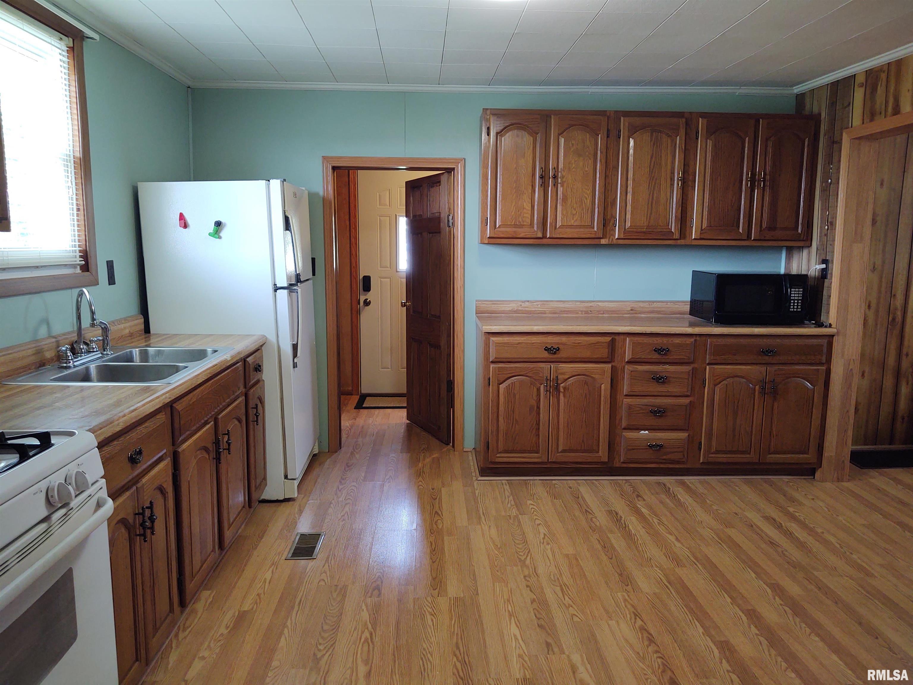 785 Mt Zion Road Vienna, IL 62995 - Photo 7 of 31