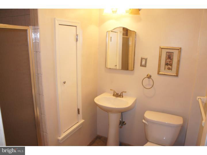 805 Pleasant Hill Road Wallingford, PA 19086 - Photo 21 of 25 Master Bathroom
