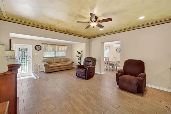$550,000 | 2543 Liberty Street, Hollywood, FL 33020
