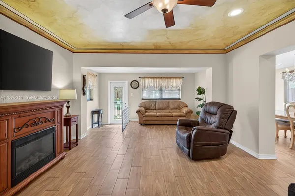 $550,000 | 2543 Liberty Street, Hollywood, FL 33020