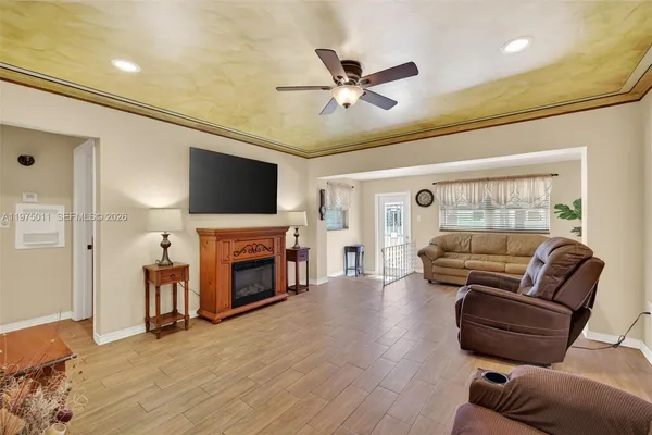 $550,000 | 2543 Liberty Street, Hollywood, FL 33020